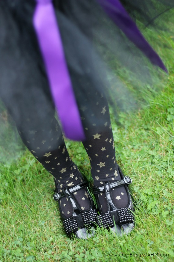 Halloween shoes and tights