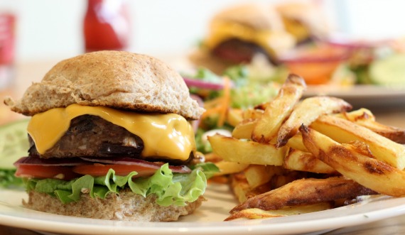 burger and chips