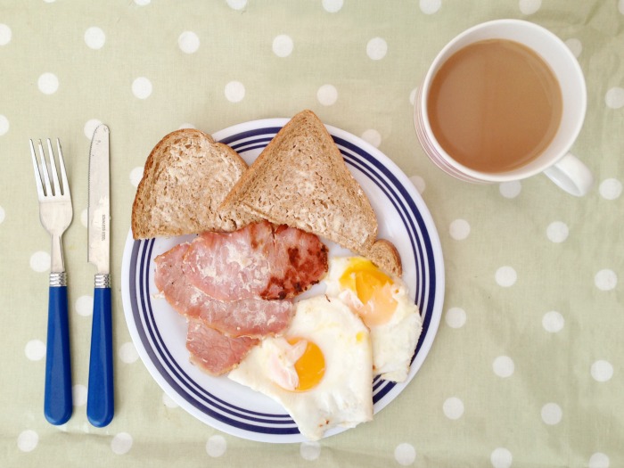 camping breakfast