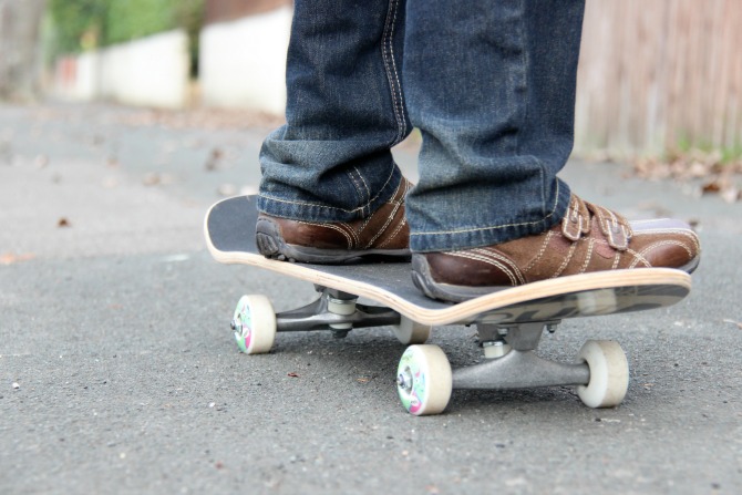 skate boarding